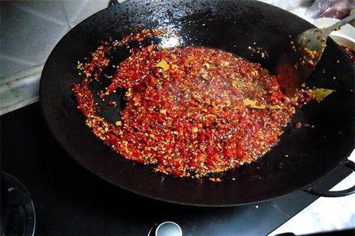 怎么看火锅底料还有没有水分,揭秘保鲜秘诀